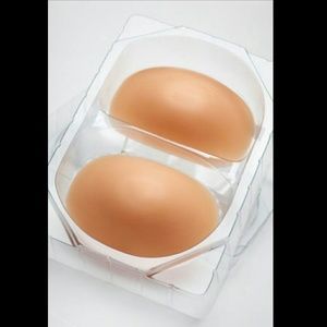 NIB Hapari Illusions silicone breast inserts